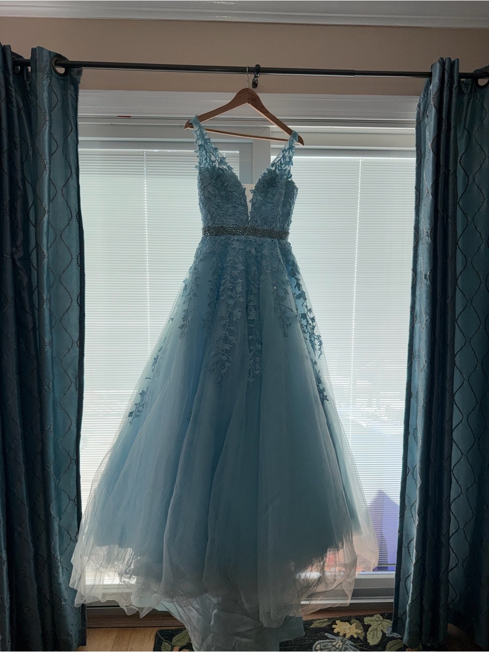 Sherri Hill Light Blue Lace Tulle Prom Dress Size 6